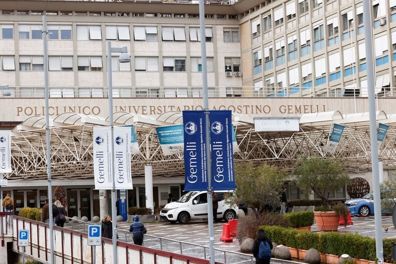Pope spent a quiet night in hospital, ANSA says