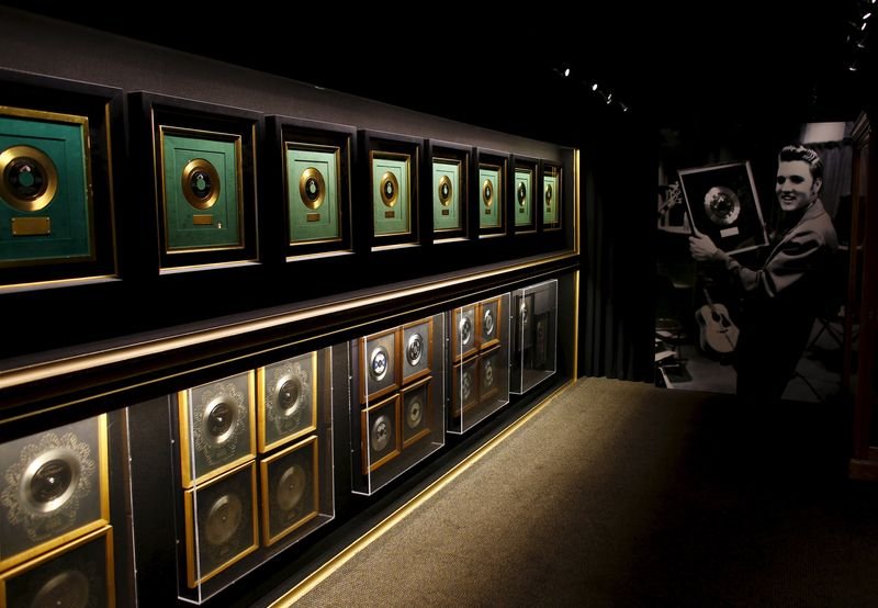Woman pleads guilty of attempting to defraud Elvis Presley's family of Graceland estate