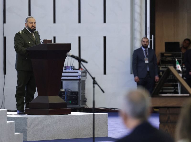 Syria sets deadline for 'small groups' to join Defence Ministry
