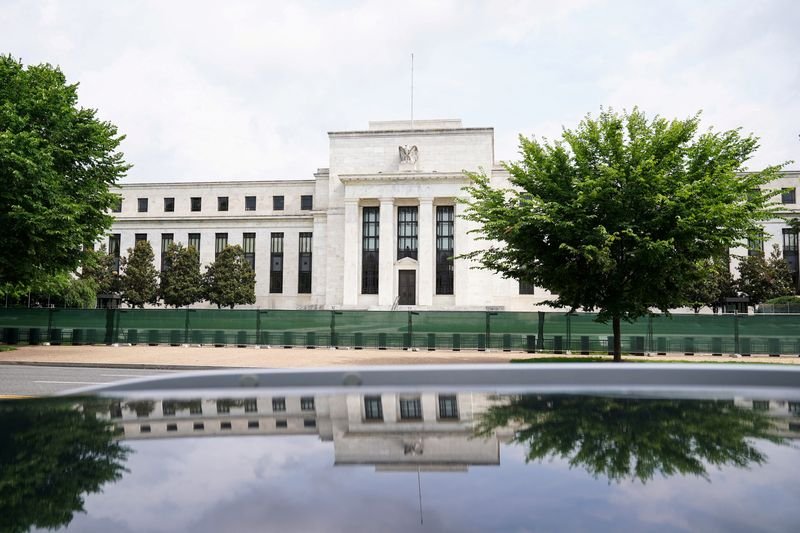 US reports benign PCE inflation in May