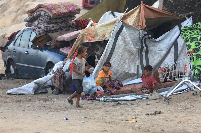 Dozens killed in Gaza despite Trump's call for Israel to halt bombing